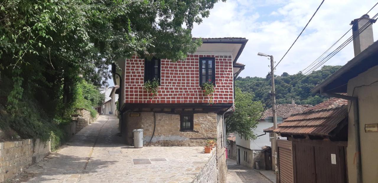The Red Konak Villa Veliko Tarnovo Eksteriør billede