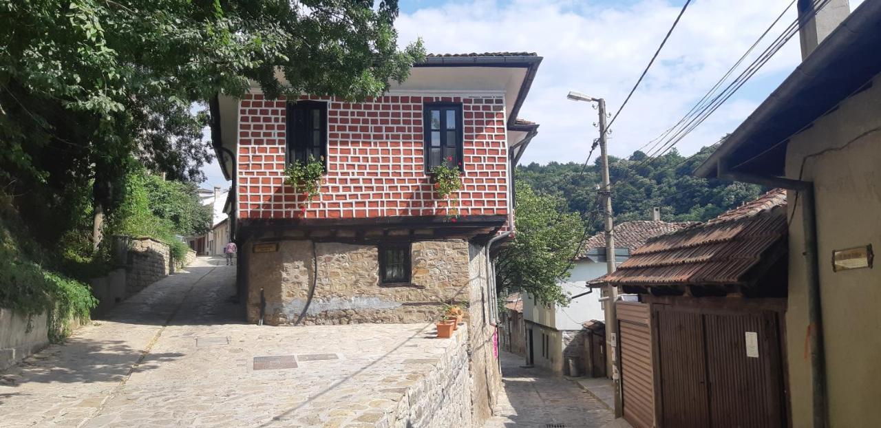The Red Konak Villa Veliko Tarnovo Eksteriør billede