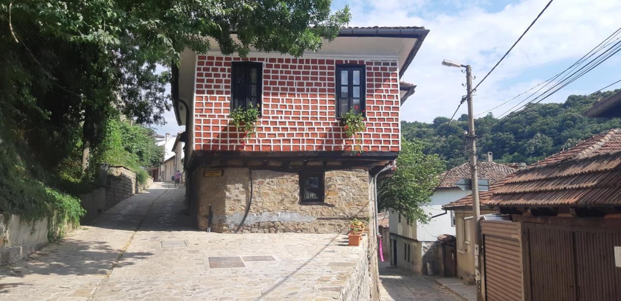 The Red Konak Villa Veliko Tarnovo Eksteriør billede